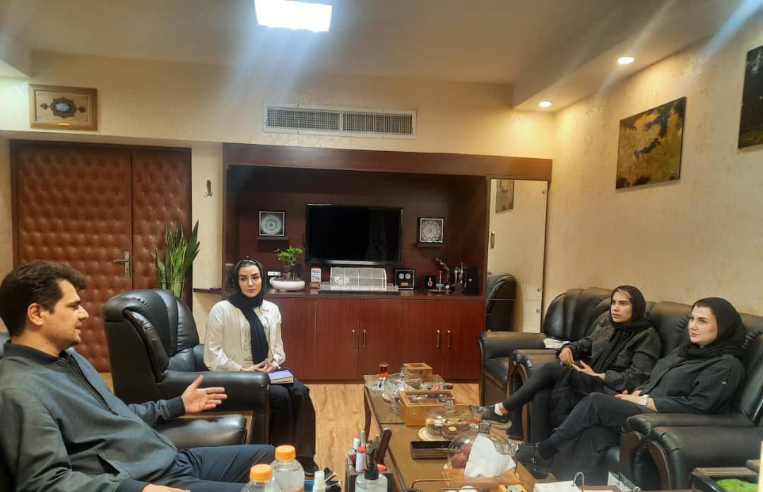دیدار سرمربیان تیم‌های ملی گلف بانوان با دکتر حمید عزیزی