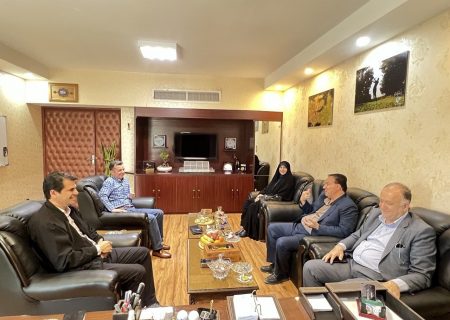 دیدار فرماندار کرج با دکتر عزیزی در جهت توسعه گلف استان البرز