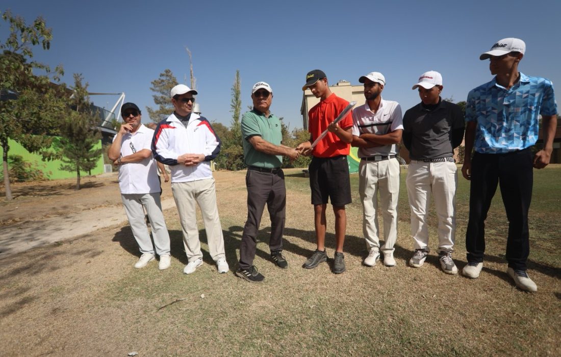 اهدای پاتر به صفریزاده به پاس عملکرد درخشانش در قهرمانی کشور برترینها