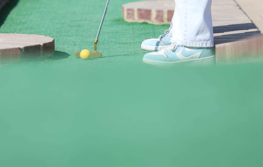 استارت مسابقات آزاد کشوری مینی‌گلف در پایتخت